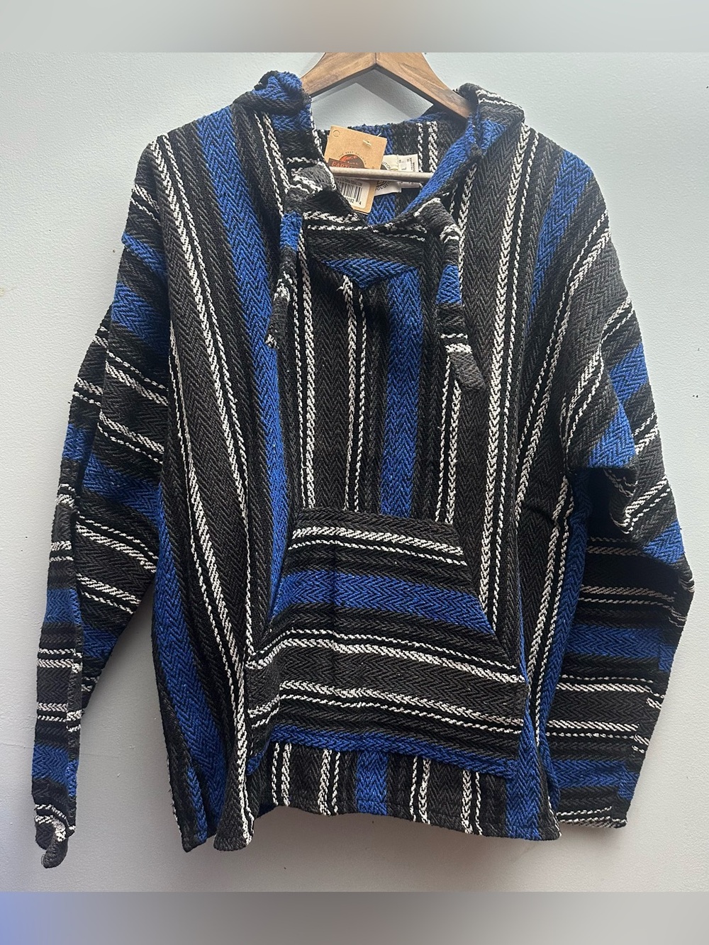NWT Earth Ragz Blue Black Striped Baja Hoodie Drug Rug Size Large
